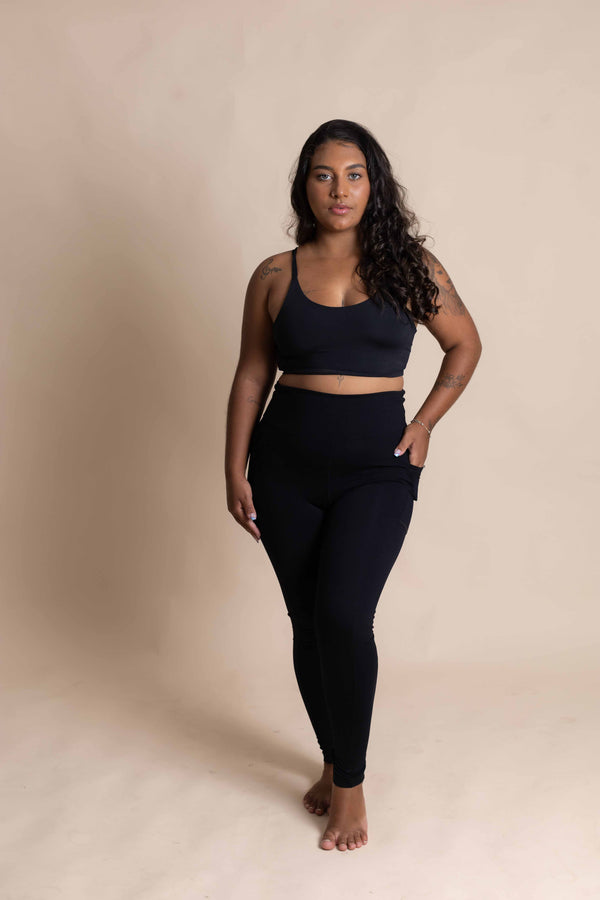 Conjunto Essential Preto - Top e Legging